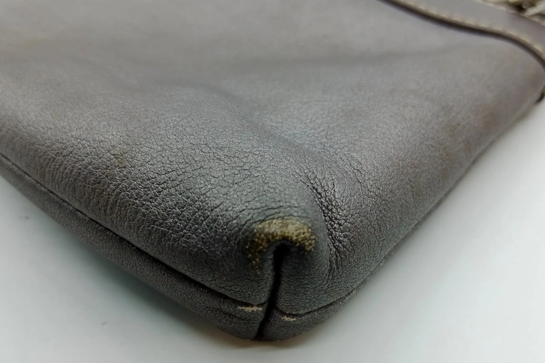 COACH WRISTLET GRAY LEATHER SLIVER HARDWARE