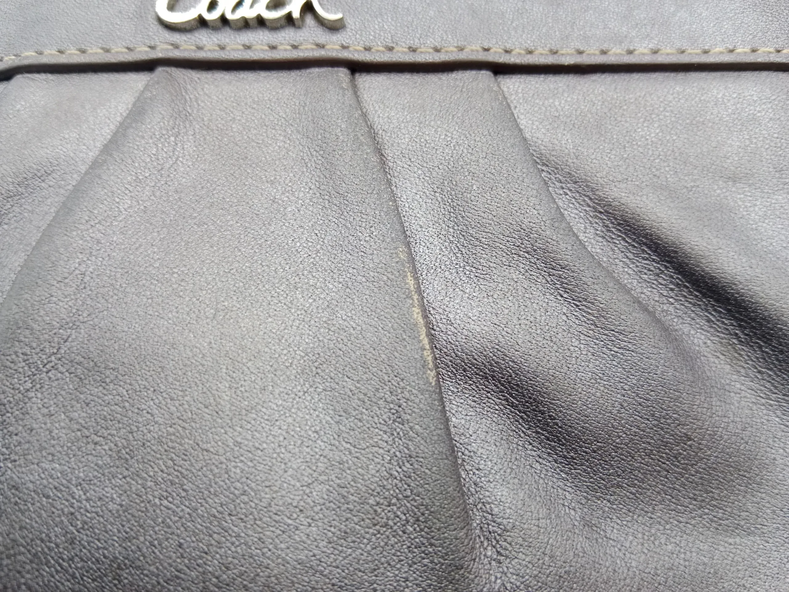 COACH WRISTLET GRAY LEATHER SLIVER HARDWARE