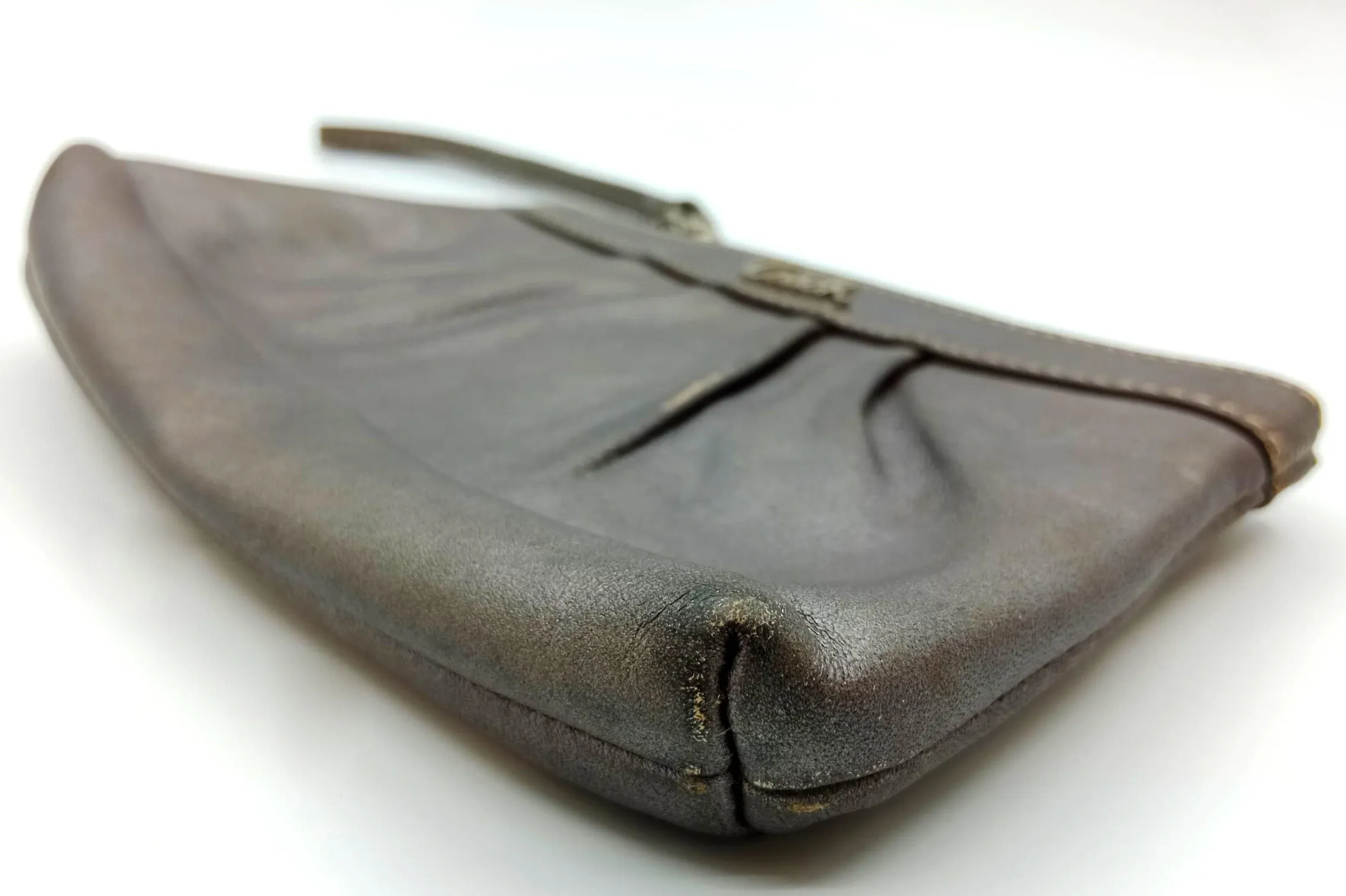 COACH WRISTLET GRAY LEATHER SLIVER HARDWARE